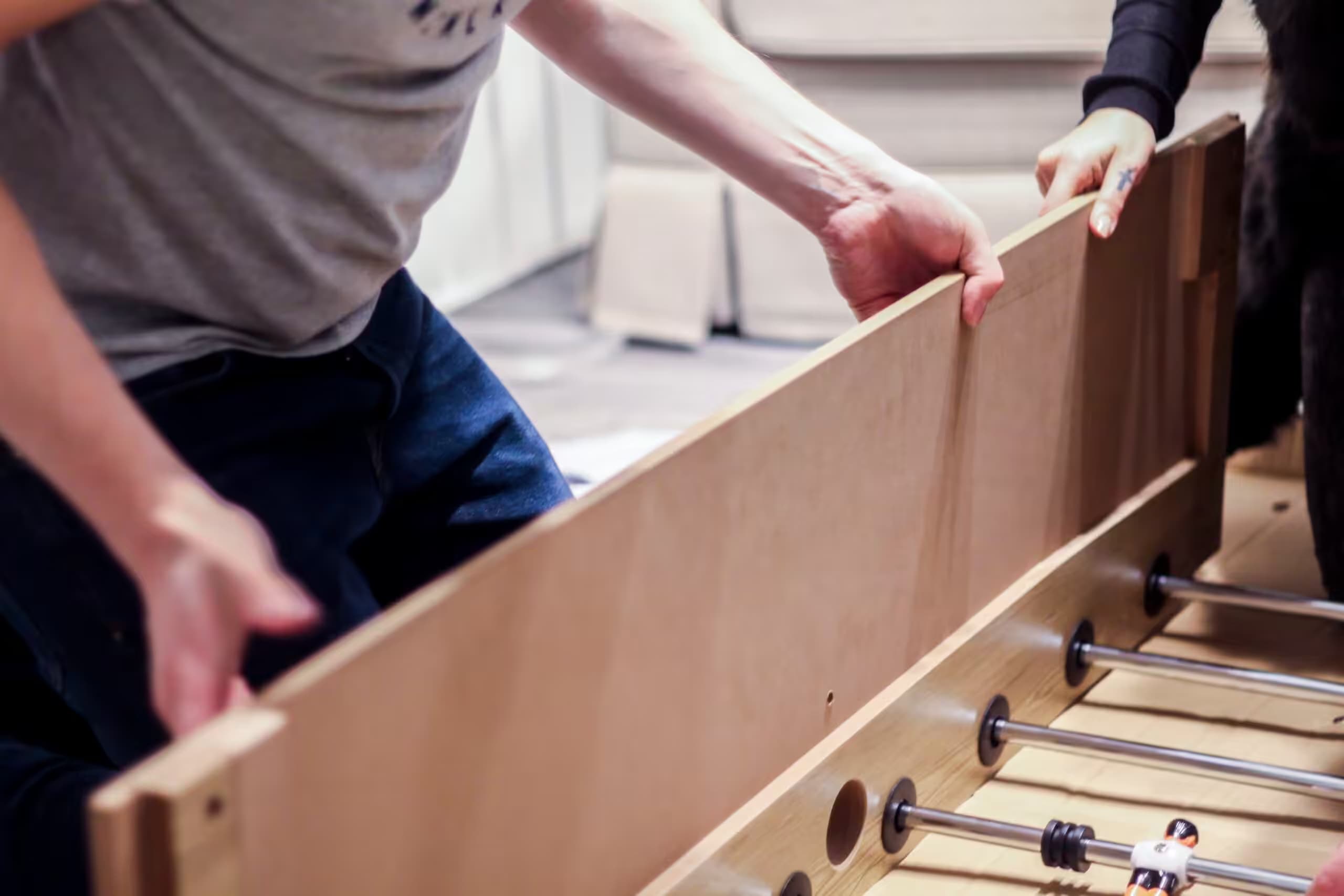 Kickertisch bauen als Teamevent