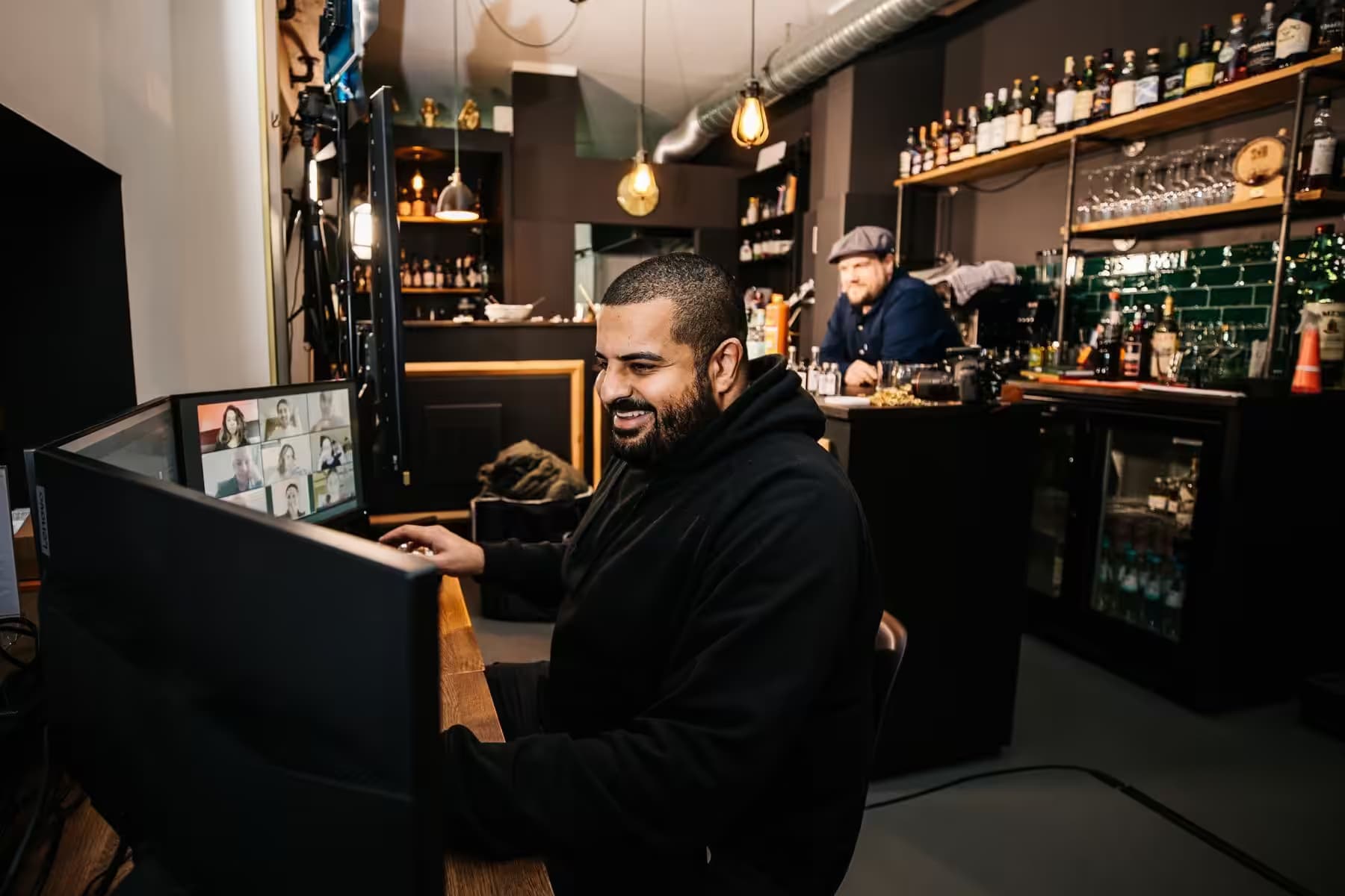 Online gin tasting for a company team event