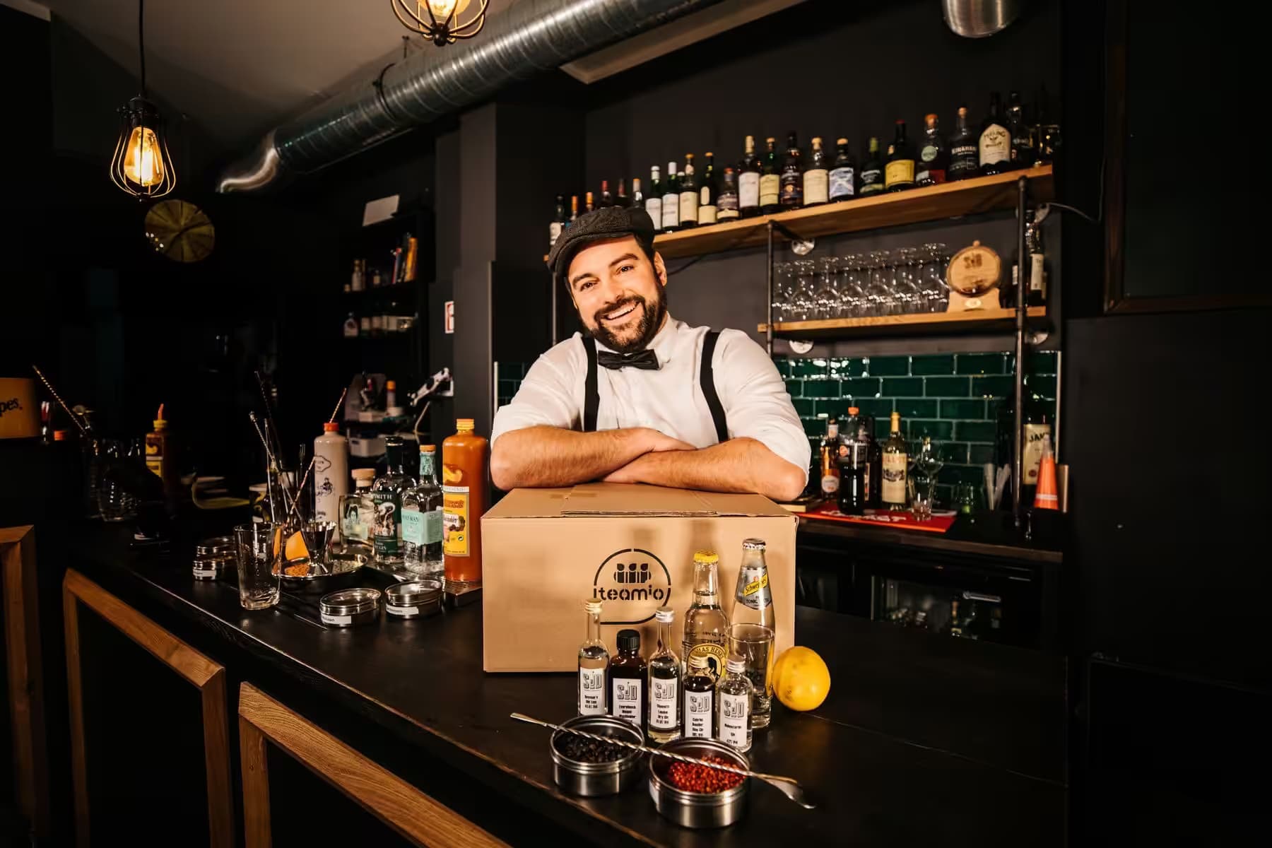 Online gin tasting for a company team event
