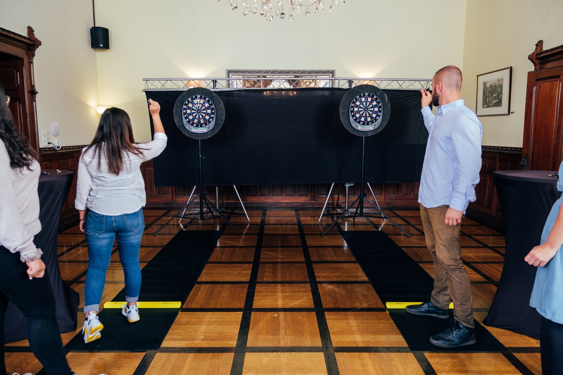 Indoor Team Event mit Parcours